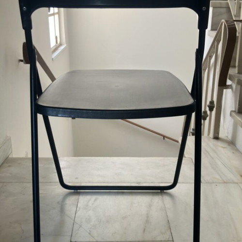 Πλαστικές καρέκλες σαν καινούργιες, σετ 3