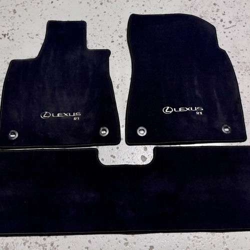 Lexus car mats thick carpet like new