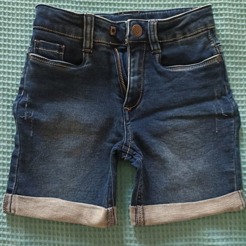 Orchestra shorts for 6 years old, like new
