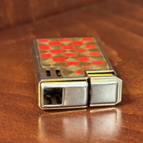 Mini Maxi Lady Lighter used