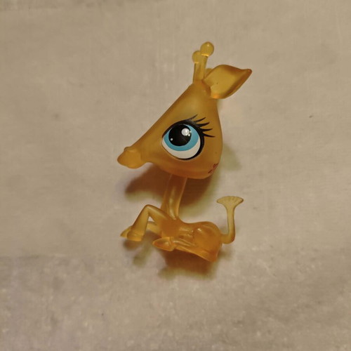 Lps figure used, excellent condition