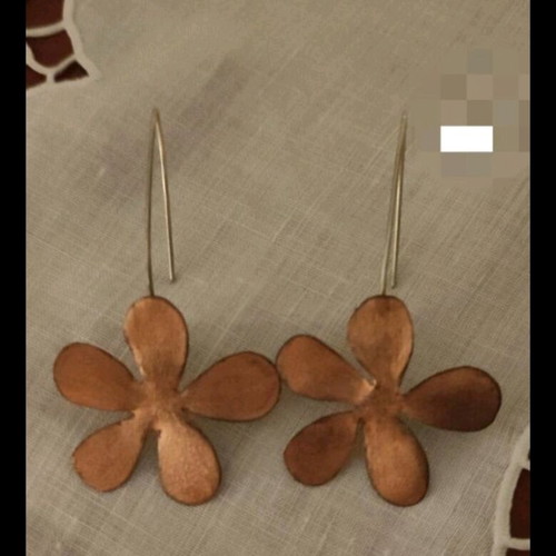 Earrings used, various designs