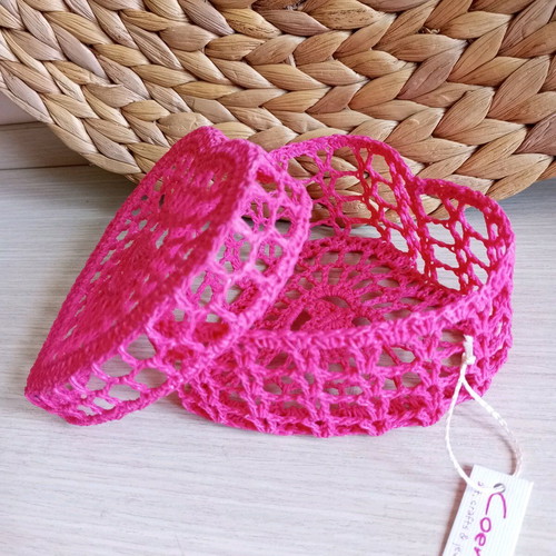 Handmade knitted heart box new with surprise gift