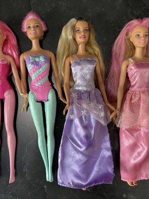 Barbie dolls set, used, with wear
