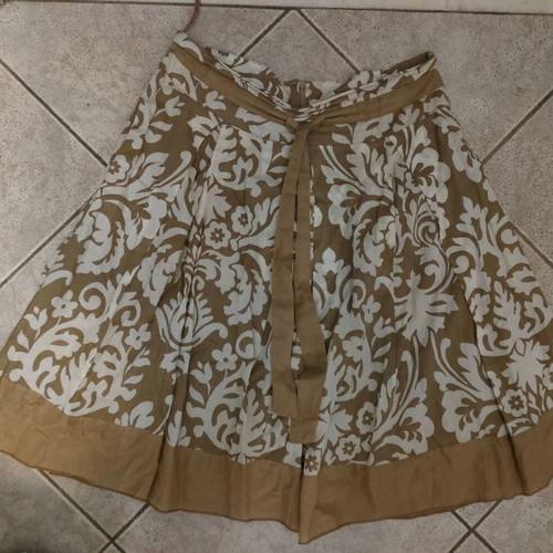 Skondras cotton skirt like new, white and beige