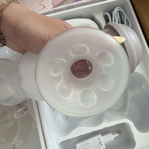 Cangaroo Electric Single Breast Pump Gentle Touch battery beige like new