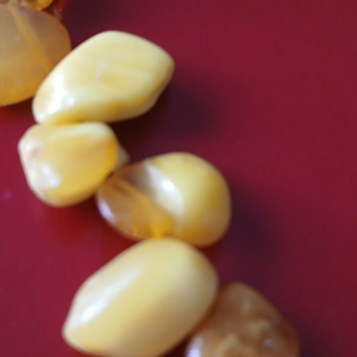 Necklace with natural amber, 42 cm length, like new
