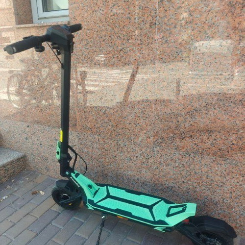 Kaboo Urban electric scooter like new, 500W motor, 650 km