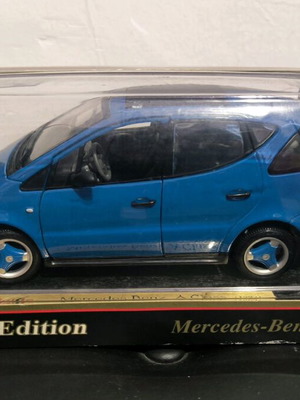 Maisto special edition metal car 1:18 new collectible