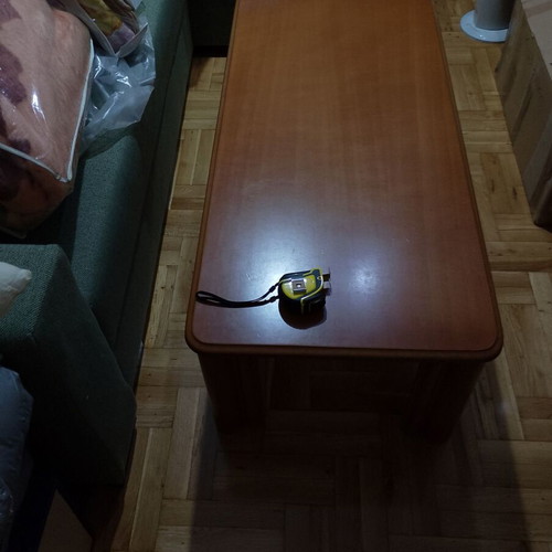 Coffee table, sturdy, excellent condition