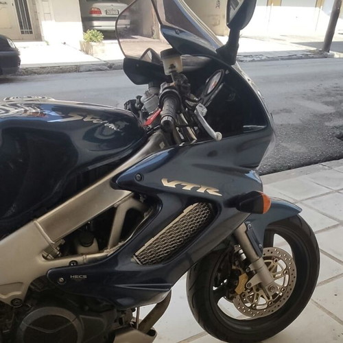Honda VTR 1000 Firestorm sport motorcycle, 2000, 27,000 km