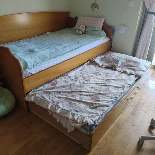 Sofa bed like new, handmade by a carpenter
