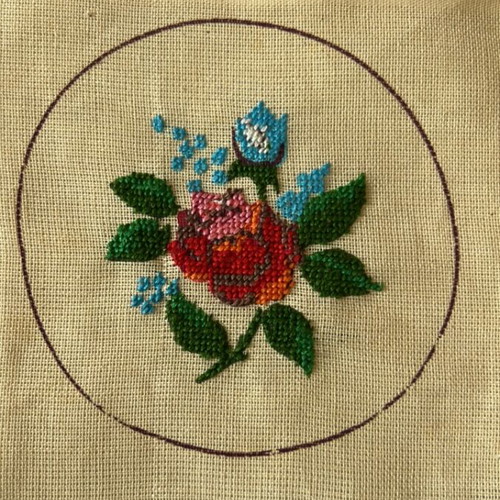 Hand-embroidered frames pack of 5, new