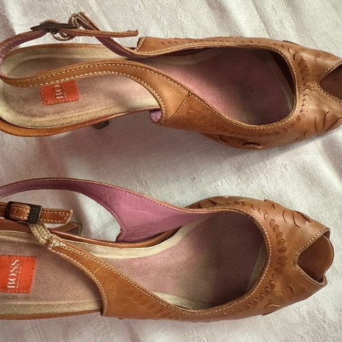 BOSSH women's sandals size 39, tan color, 10 cm heel