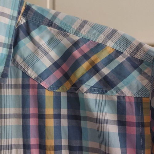Men's checked shirt with short sleeves used, size Large, turquoise and pink