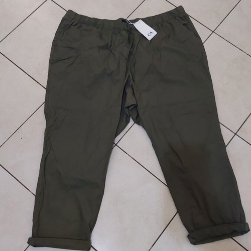 C&A women's pants new, size 54, green