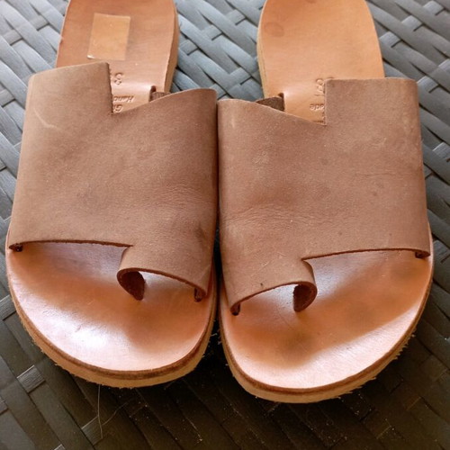 Iris leather women's sandals used, tan color, Greek made, size 38