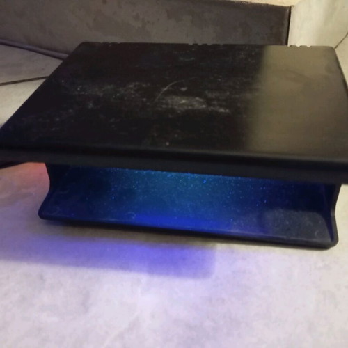 Counterfeit Banknote Detector device like new