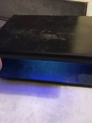 Counterfeit Banknote Detector device like new