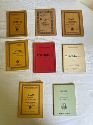 Set of 8 used pocket sheet music by foreign composers
