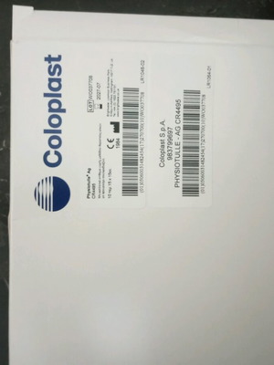 Coloplast adhesive dressings pack of 8, new, 2 pieces missing