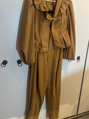 Pants set with jacket like new, size M, beige and brown