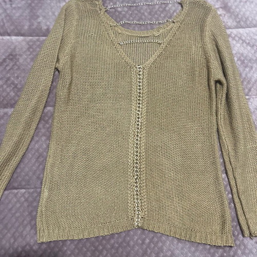 Mustard knitted blouse with chain on back like new, S/M