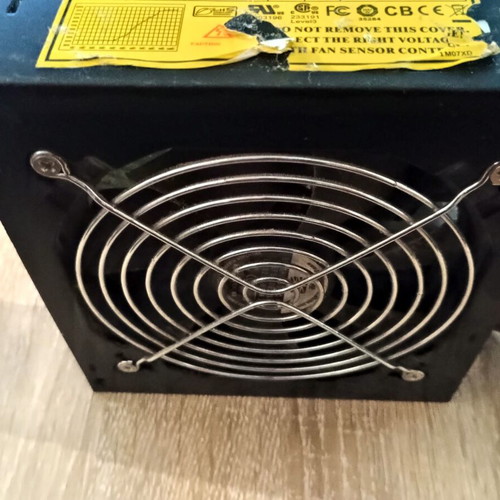 Computer power supply 585W used, functional