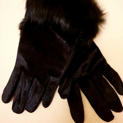 Velvet gloves with fur wrist size 7.5 new, black