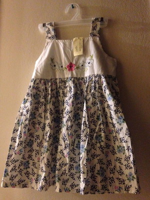 Floral dress with embroidered flowers size 4, vintage 90s