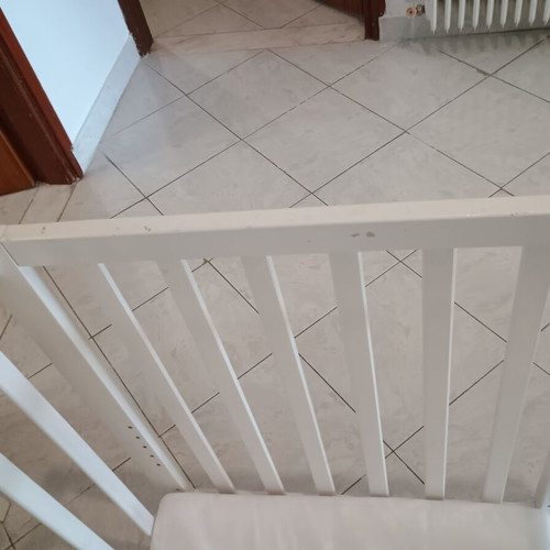 Baby Stars baby cot used with mattress and safety features