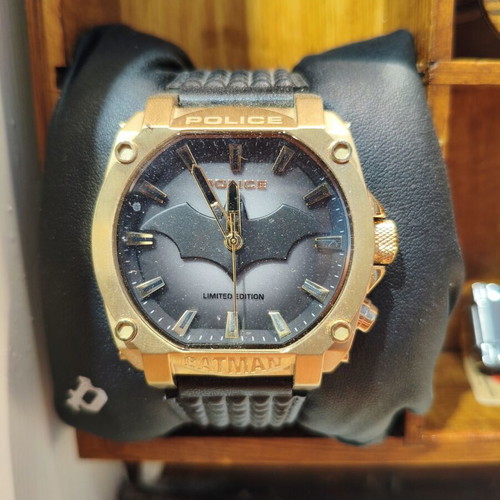 Clothing watches swimwear stock 272 pieces with Nautica Police Lee Cooper