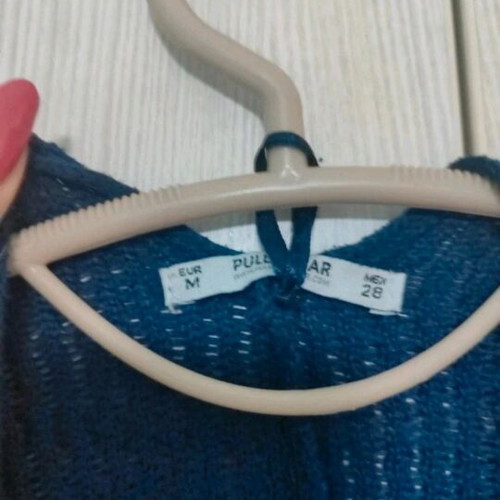 Knitted poncho like new, blue Pull & Bear