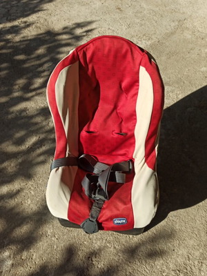 Chicco столче за кола използвано, без isofix