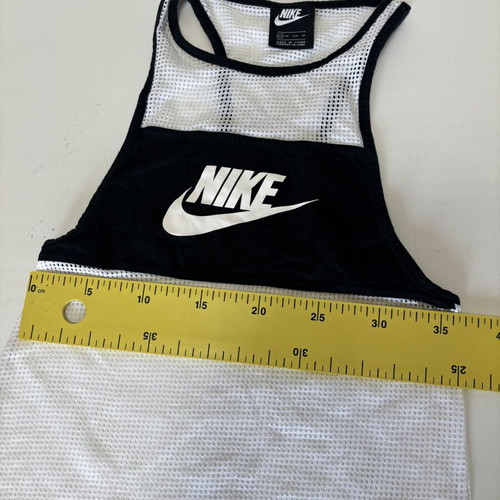 Nike white and black net gym top shirt XS like new
