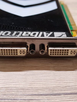 Κάρτα γραφικών Nvidia GeForce 8800GT (μη λειτουργική)