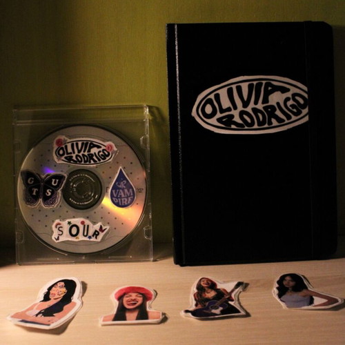 Olivia Rodrigo pack with notebook, CD and stickers