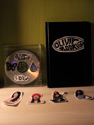 Olivia Rodrigo pack with notebook, CD and stickers