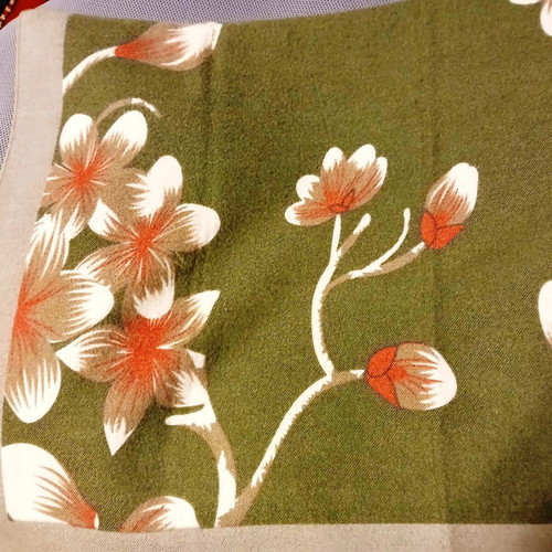 Pashmina like new with wool and floral pattern