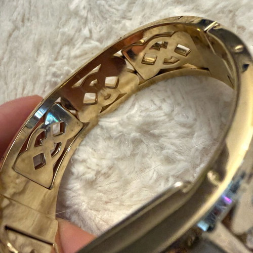 Quo Vadis stainless steel jewelry set in gold tone like new