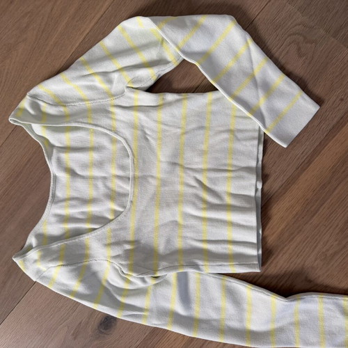 Zara crop top with smile back opening and long sleeves