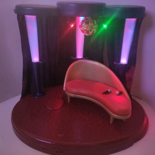 My Scene Night on the Town the sound Playset used with lights and microphones
