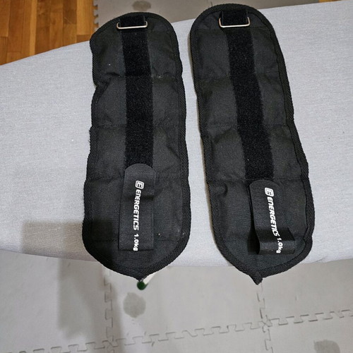 Ankle and wrist weights like new 1kg for hands and feet