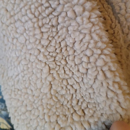 Beige wool coat like new, very warm