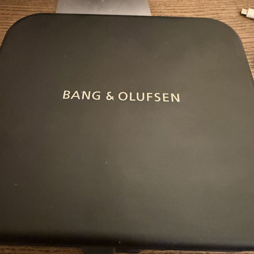 B&O Beoplay H95 wireless headphones like new, black