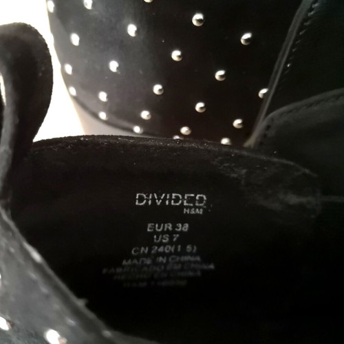 H&M ankle boots size 38 black with studs like new