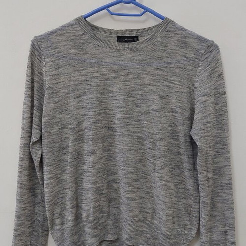 Zara sweater like new, size M, white and gray