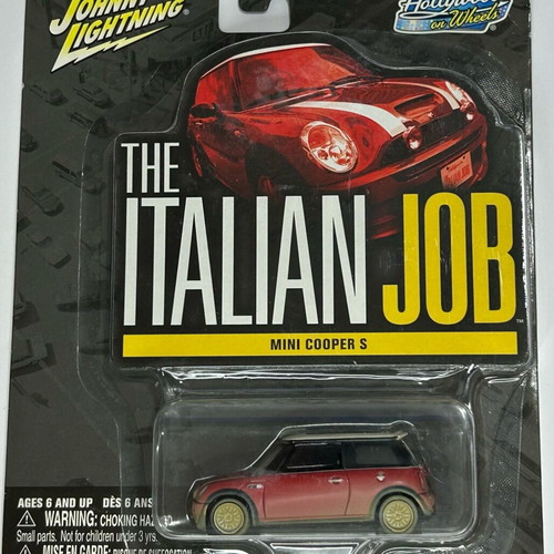 Johnny Lightning 2004 The Italian Job Mini Cooper Red new