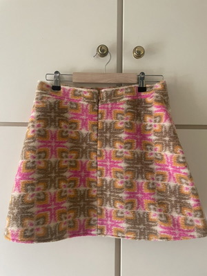Karavan skirt like new, multicolor, size medium