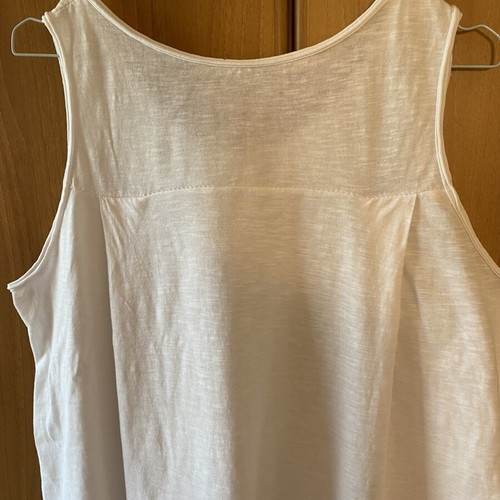 Sleeveless Wide Top with Cotton Lace Hem new, white